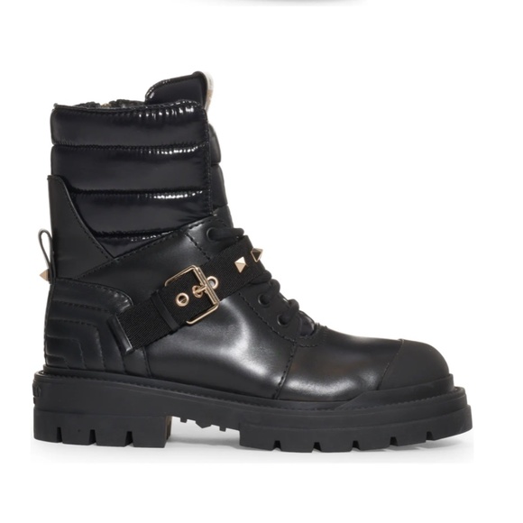 NIB $1390 Valentino Garavani Rockstud Combat Boot in size 37! - Picture 3 of 6